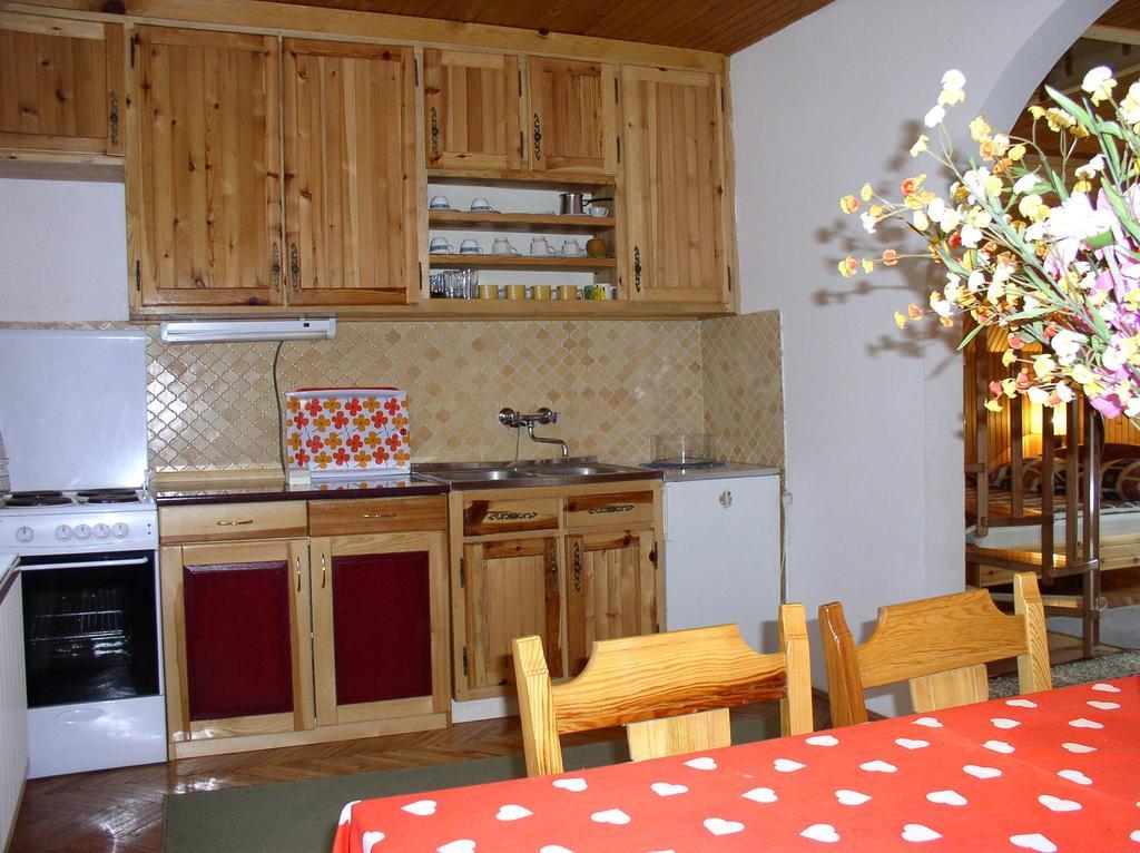 Apartmani U Borovoj Sumi Zlatibor Phòng bức ảnh